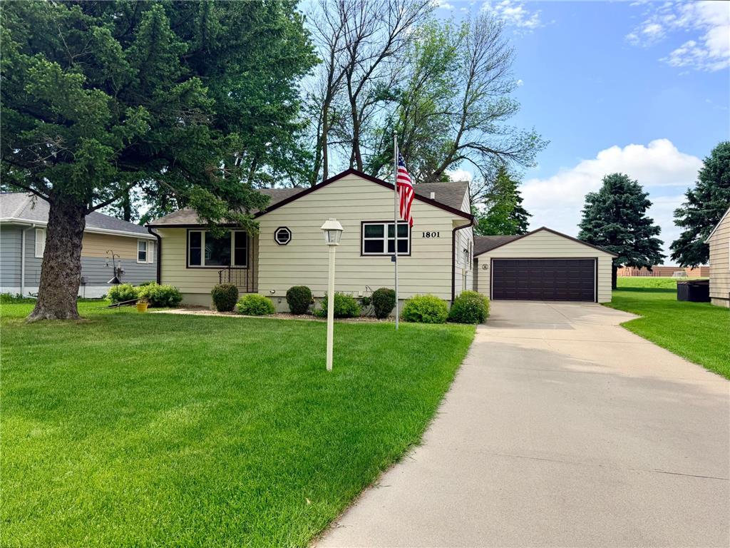 1801 S Shore Drive Worthington MN 56187 7086275 image3