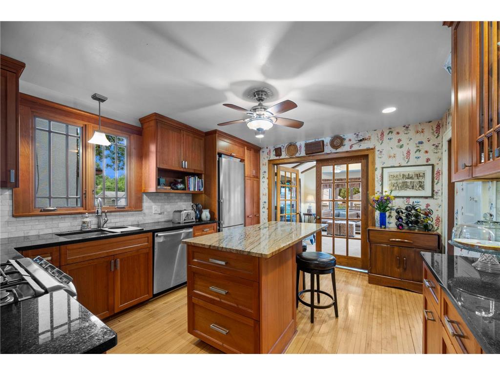 1801 Wellesley Avenue Saint Paul MN 55105 7087570 image12