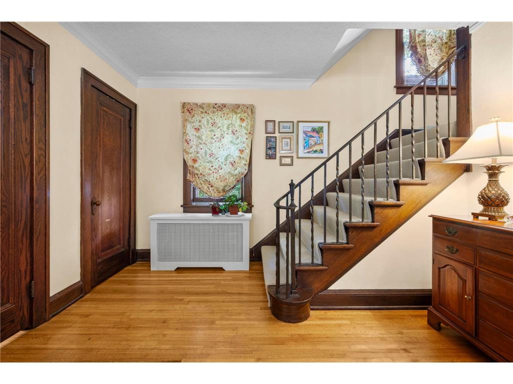 1801 Wellesley Avenue Saint Paul MN 55105 7087570 image26