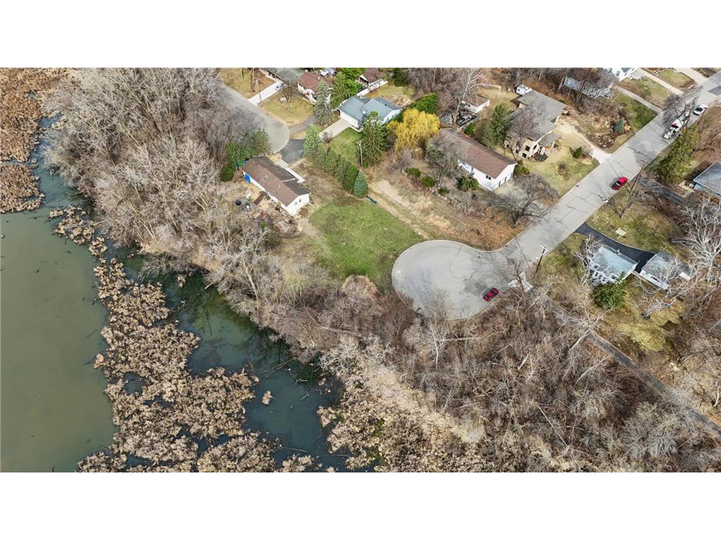 1801 Western Avenue N Roseville MN 55113 7042494 image1