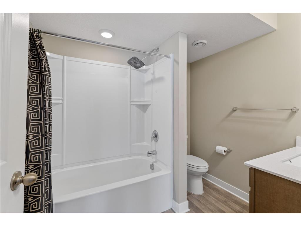 18017 Hidden Creek Trail Lakeville MN 55044 7009498 image28