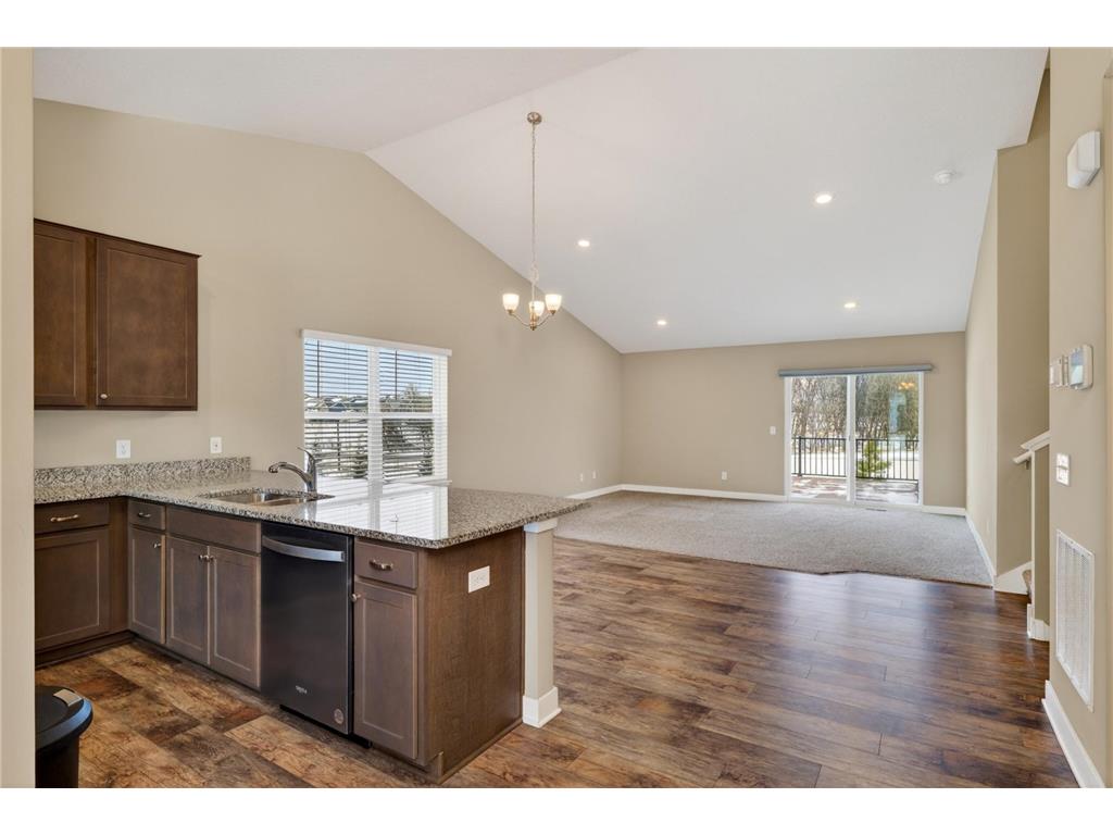 18017 Hidden Creek Trail Lakeville MN 55044 7009498 image4