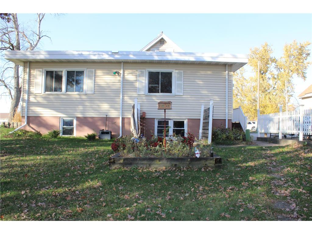 1802 10th Place NE Austin MN 55912 6812582 image12