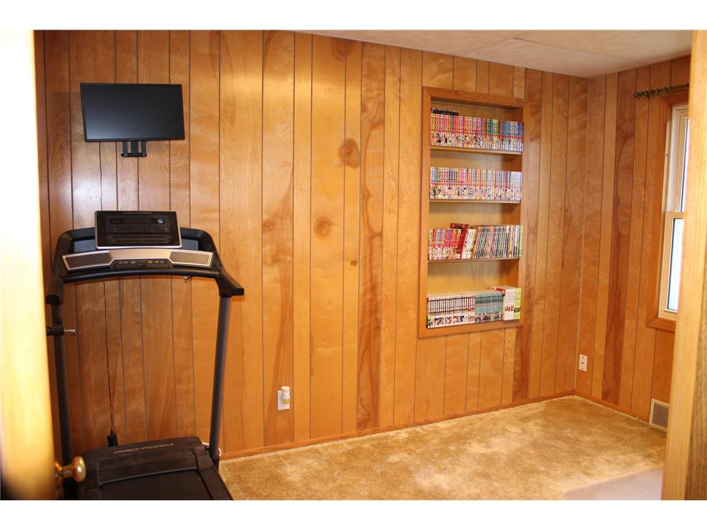 1802 10th Place NE Austin MN 55912 6812582 image28