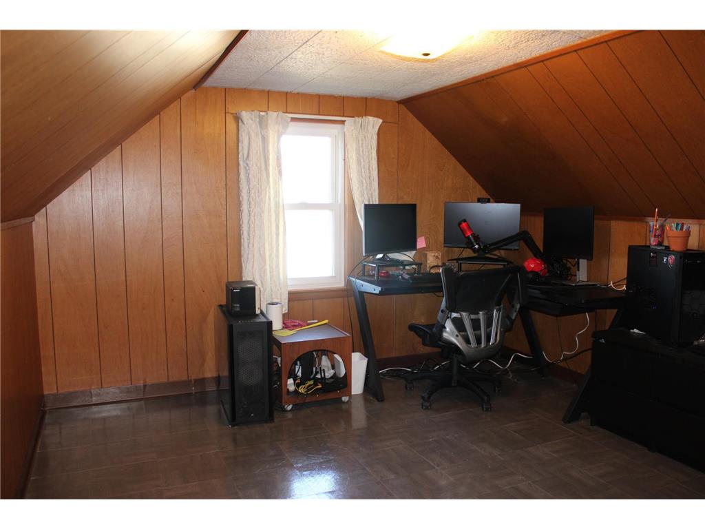 1802 10th Place NE Austin MN 55912 6812582 image40