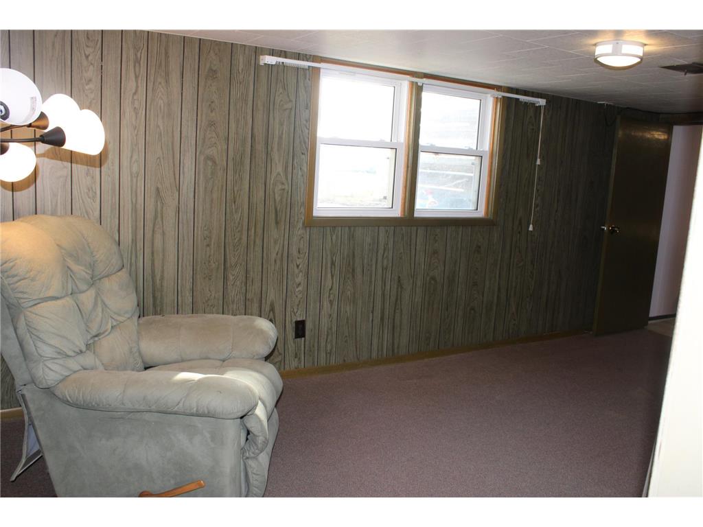 1802 10th Place NE Austin MN 55912 6812582 image48