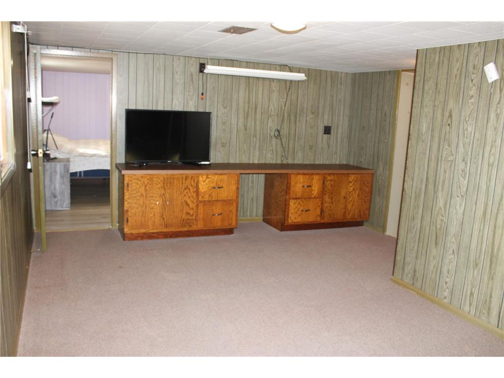 1802 10th Place NE Austin MN 55912 6812582 image49