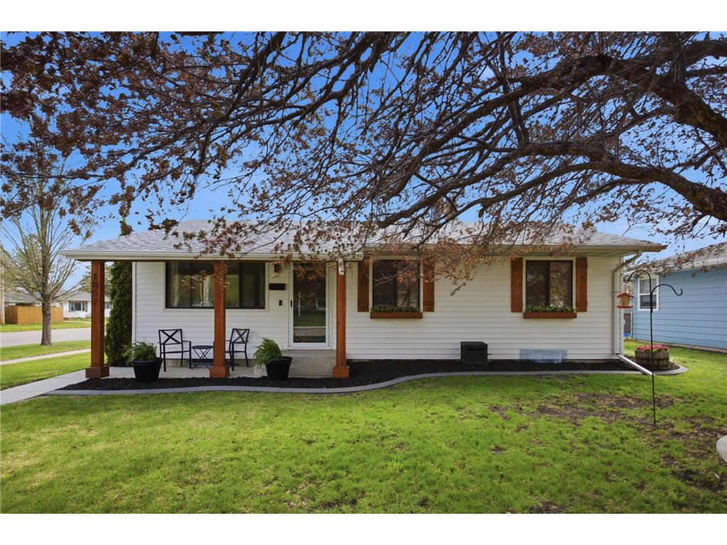 1802 18TH Street S Moorhead MN 56560 7073635 image1