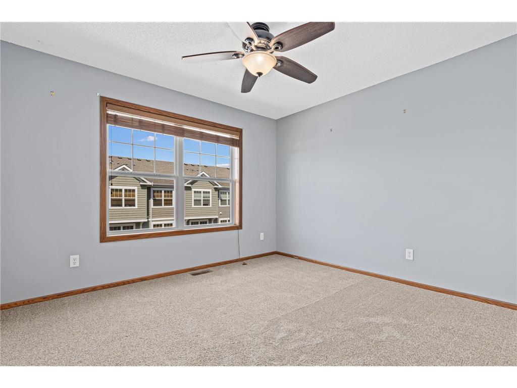 1802 Colonial Lane #1 Chanhassen MN 55317 7075851 image18