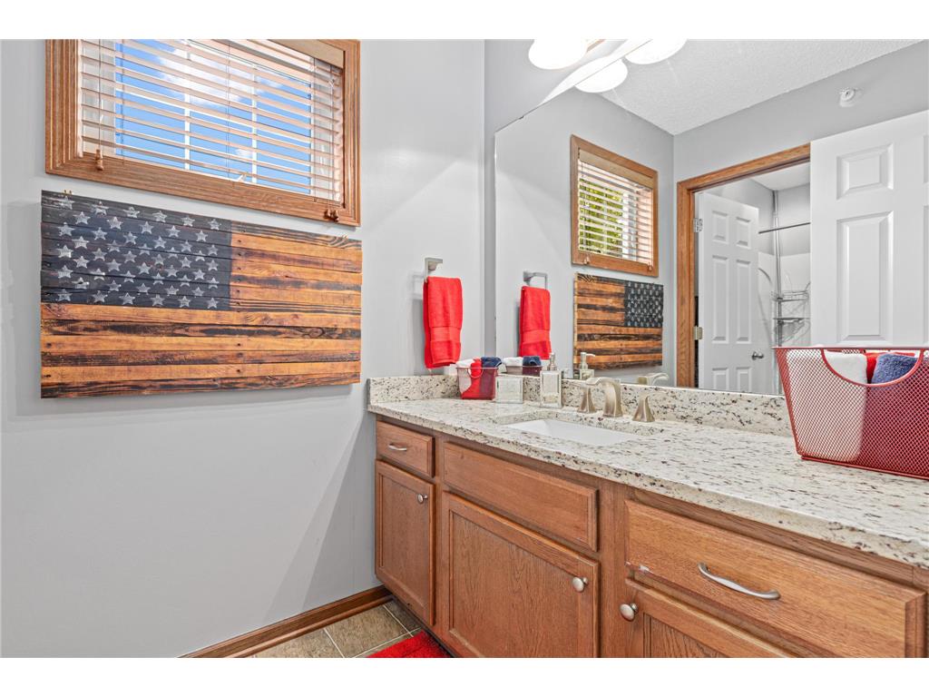 1802 Colonial Lane #1 Chanhassen MN 55317 7075851 image19