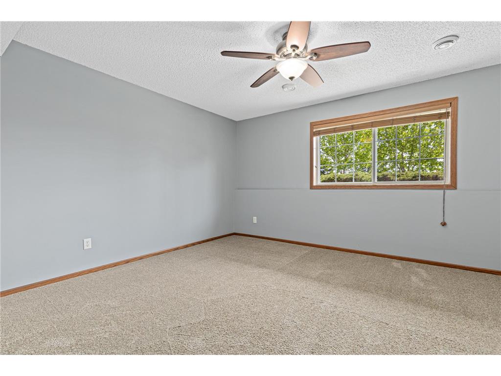 1802 Colonial Lane #1 Chanhassen MN 55317 7075851 image25
