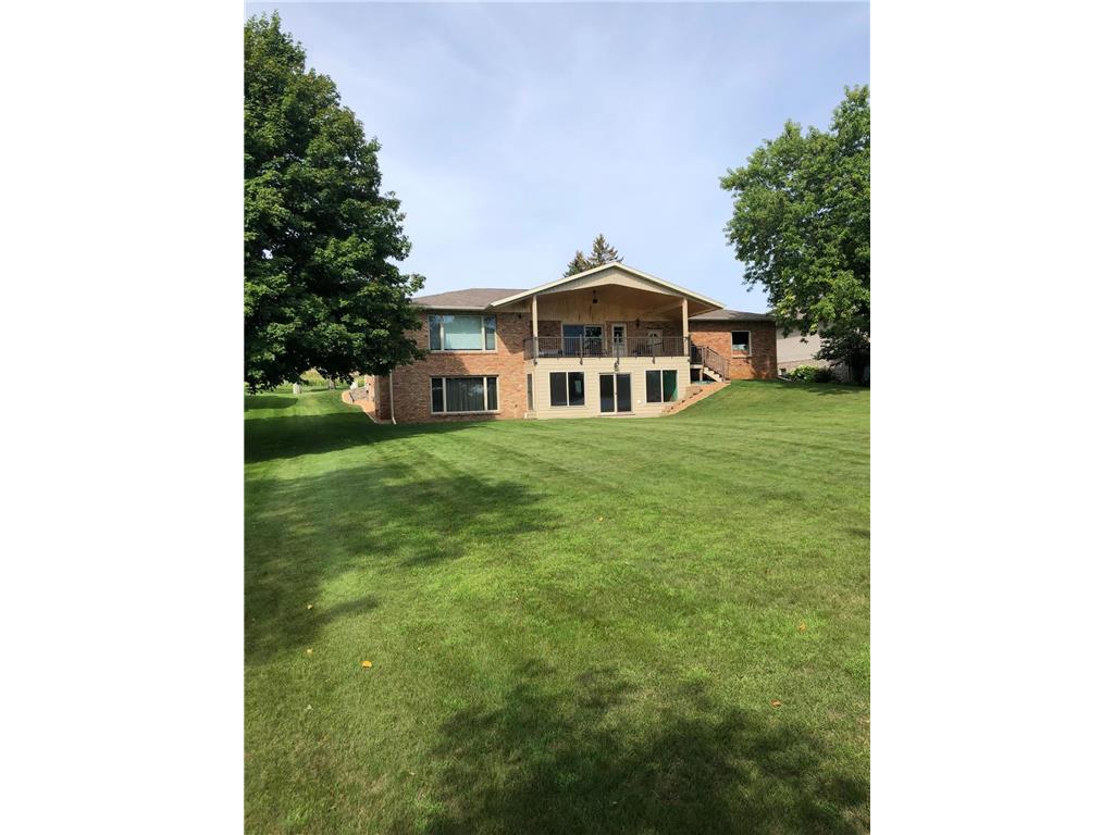 1802 Connell Drive Fergus Falls MN 56537 - Hoot 6703235 image1