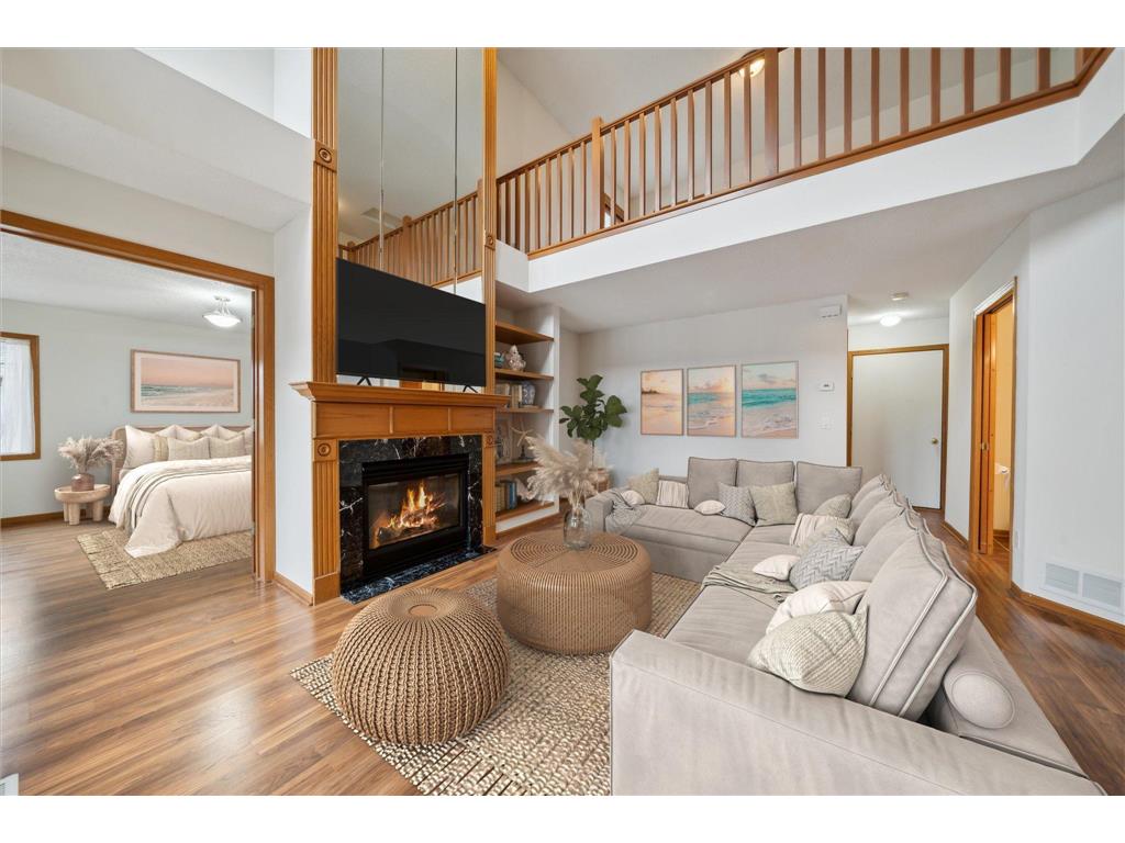 1802 Hunter Hill Road Hudson WI 54016 6513359 image1