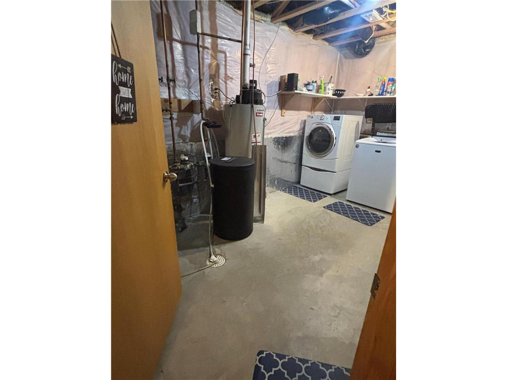 1802 Independence Street S Cambridge MN 55008 6818051 image18