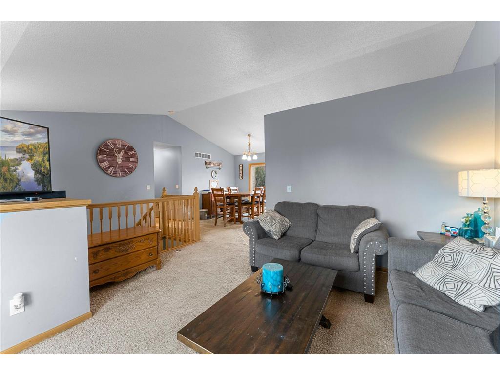 1802 Independence Street S Cambridge MN 55008 7051824 image13