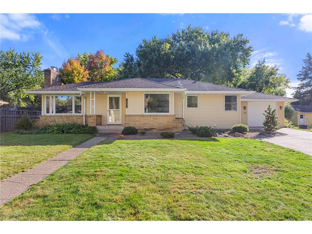 1802 Lydia Avenue W Roseville MN 55113 6804539 image2