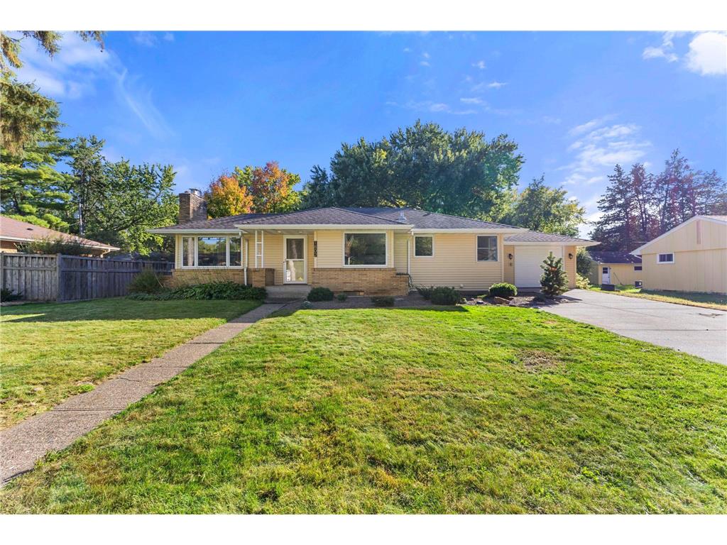 1802 Lydia Avenue W Roseville MN 55113 6804539 image24