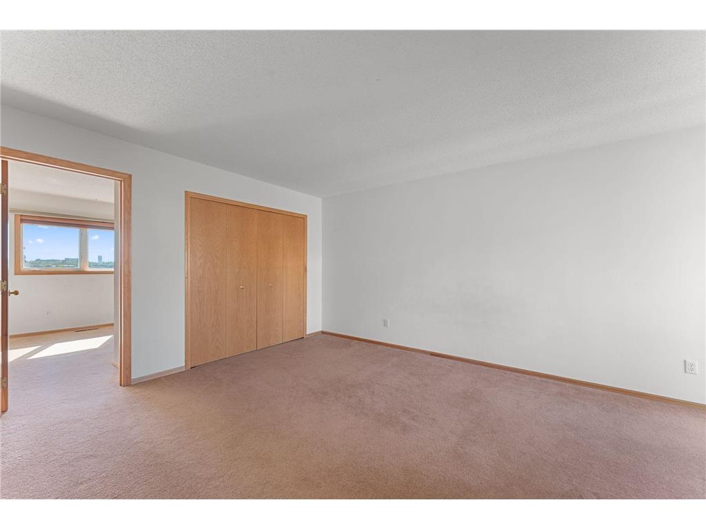 1802 McKinley Street NE Minneapolis MN 55418 7040648 image16