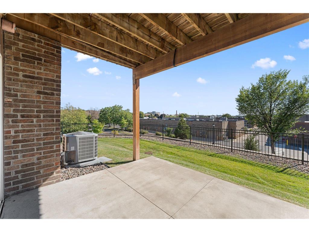 1802 McKinley Street NE Minneapolis MN 55418 7040648 image3