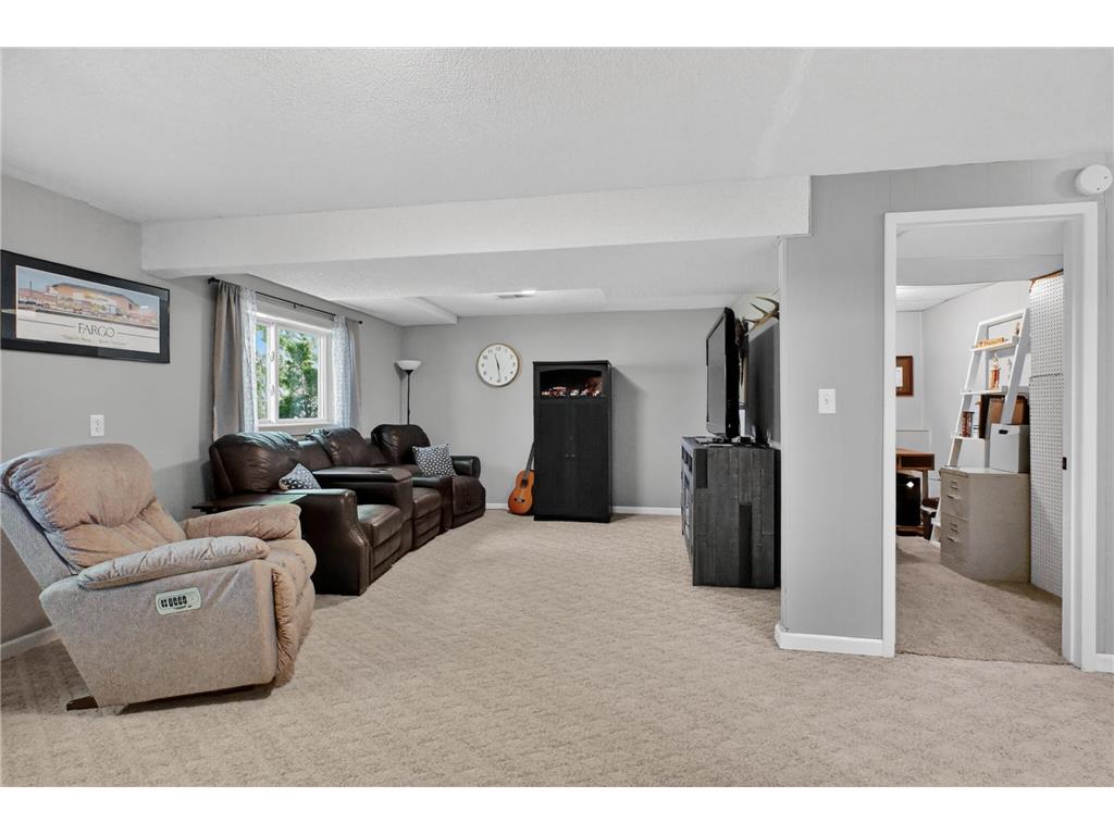 1802 Oak Knoll Drive NE Alexandria MN 56308 7080397 image21