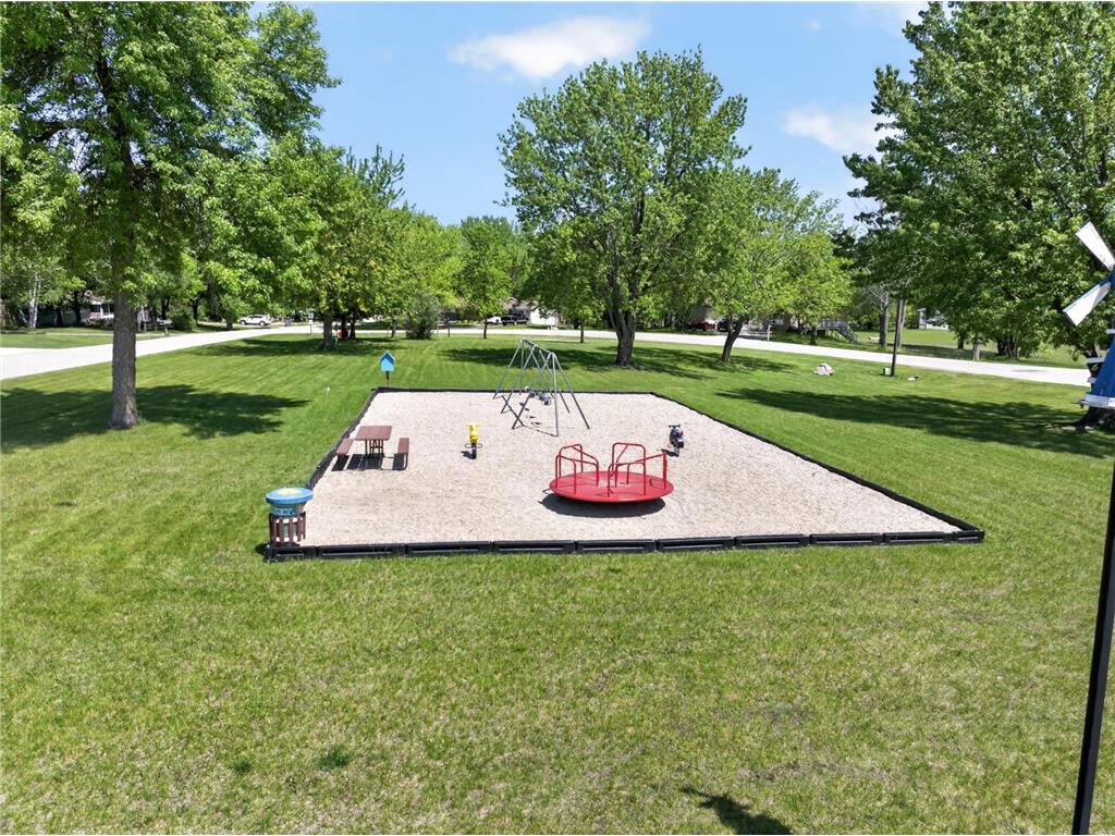 1802 Oak Knoll Drive NE Alexandria MN 56308 7080397 image40