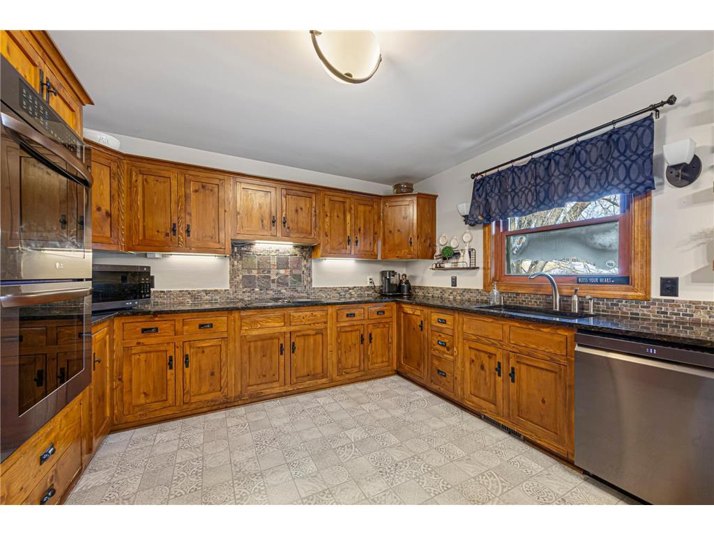 1802 Van Buren Court Northfield MN 55057 7030618 image12