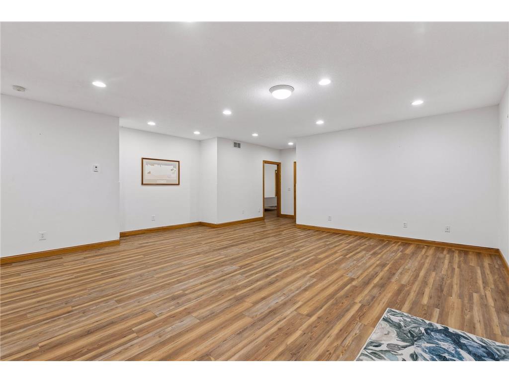 18023 Jay Court Lakeville MN 55044 7087333 image46