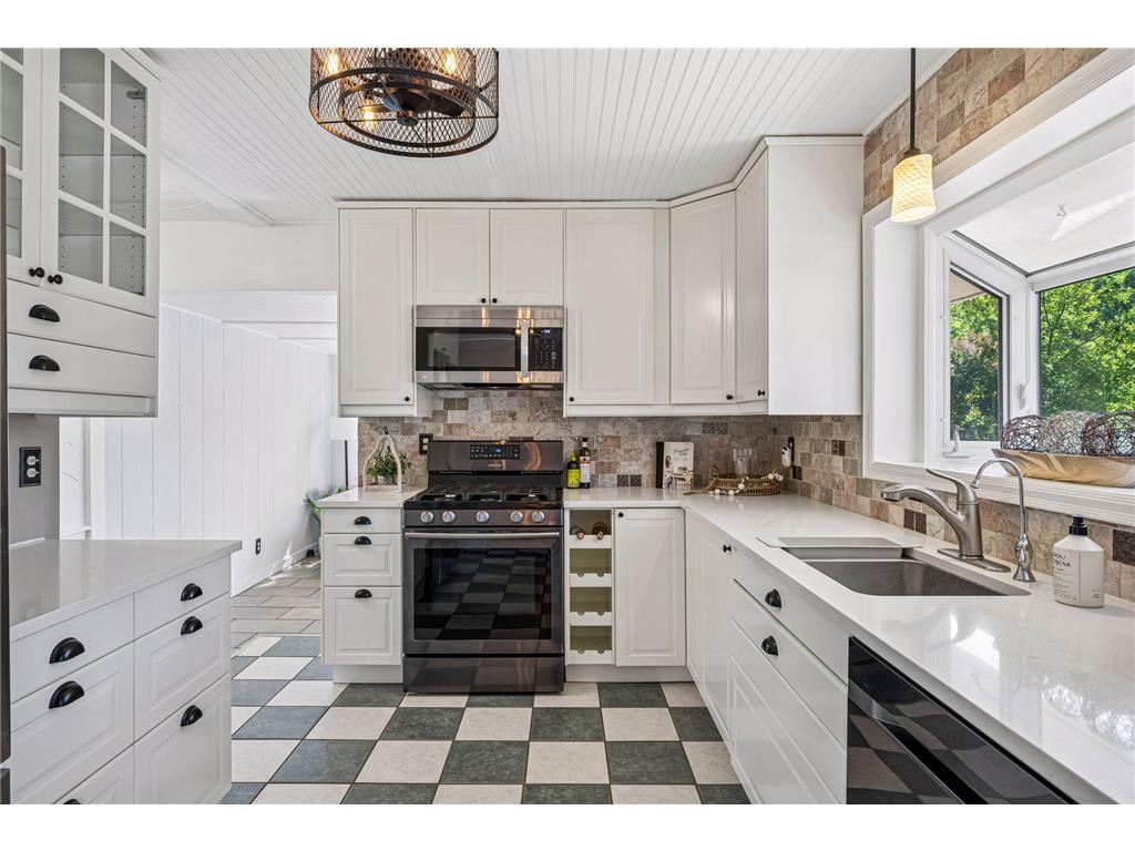 18025 28th Avenue N Plymouth MN 55447 7086882 image10