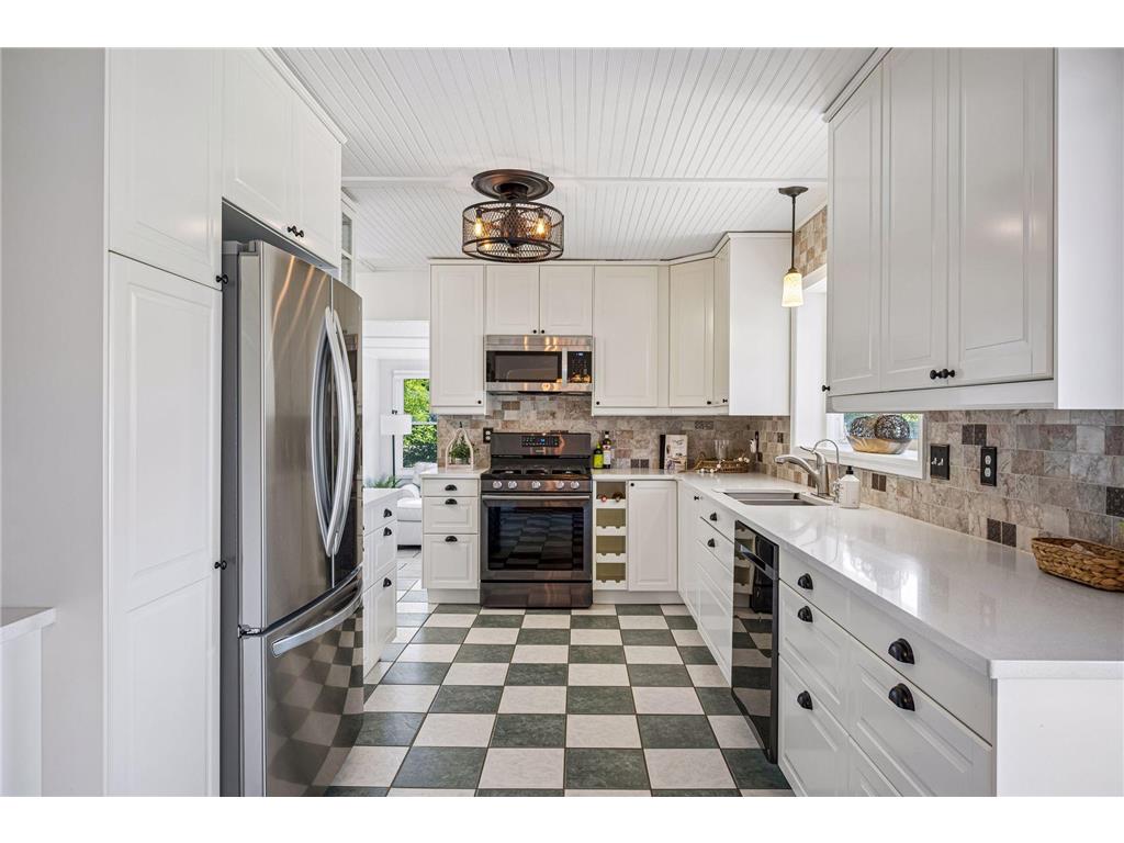 18025 28th Avenue N Plymouth MN 55447 7086882 image11