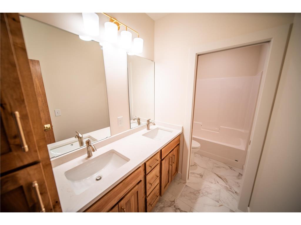 1803 20th Ave Cir NE Kasson MN 55944 6696131 image39