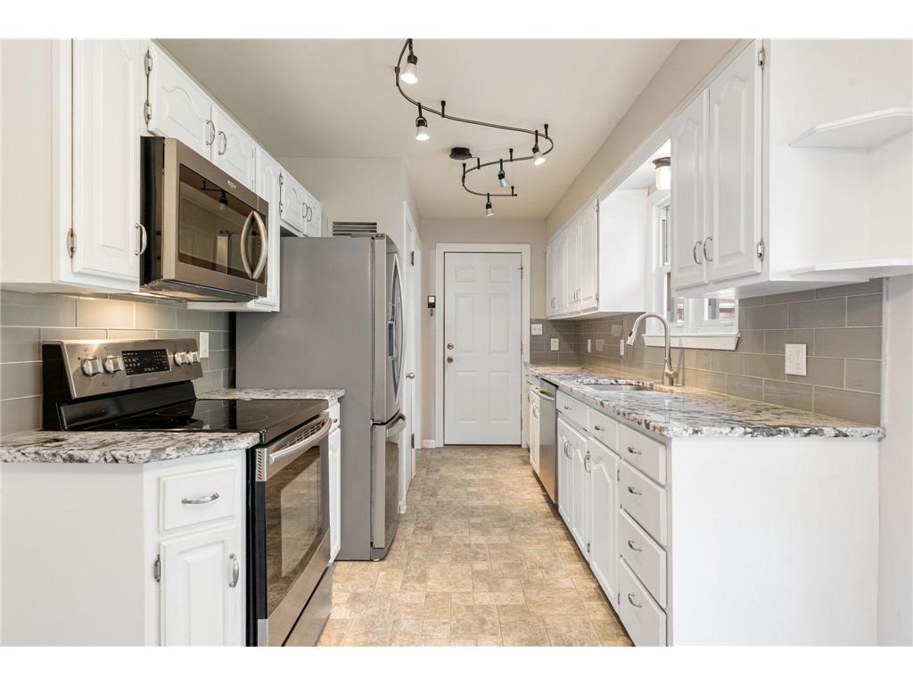 1803 5th Avenue SW Austin MN 55912 7067783 image16