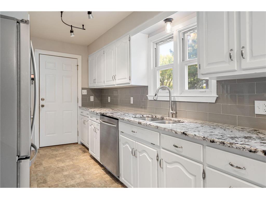 1803 5th Avenue SW Austin MN 55912 7067783 image17