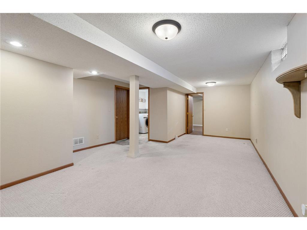 1803 5th Avenue SW Austin MN 55912 7067783 image24