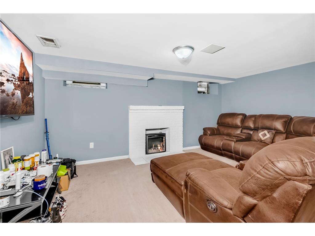 1803 Bush Avenue E Saint Paul MN 55119 6816111 image12