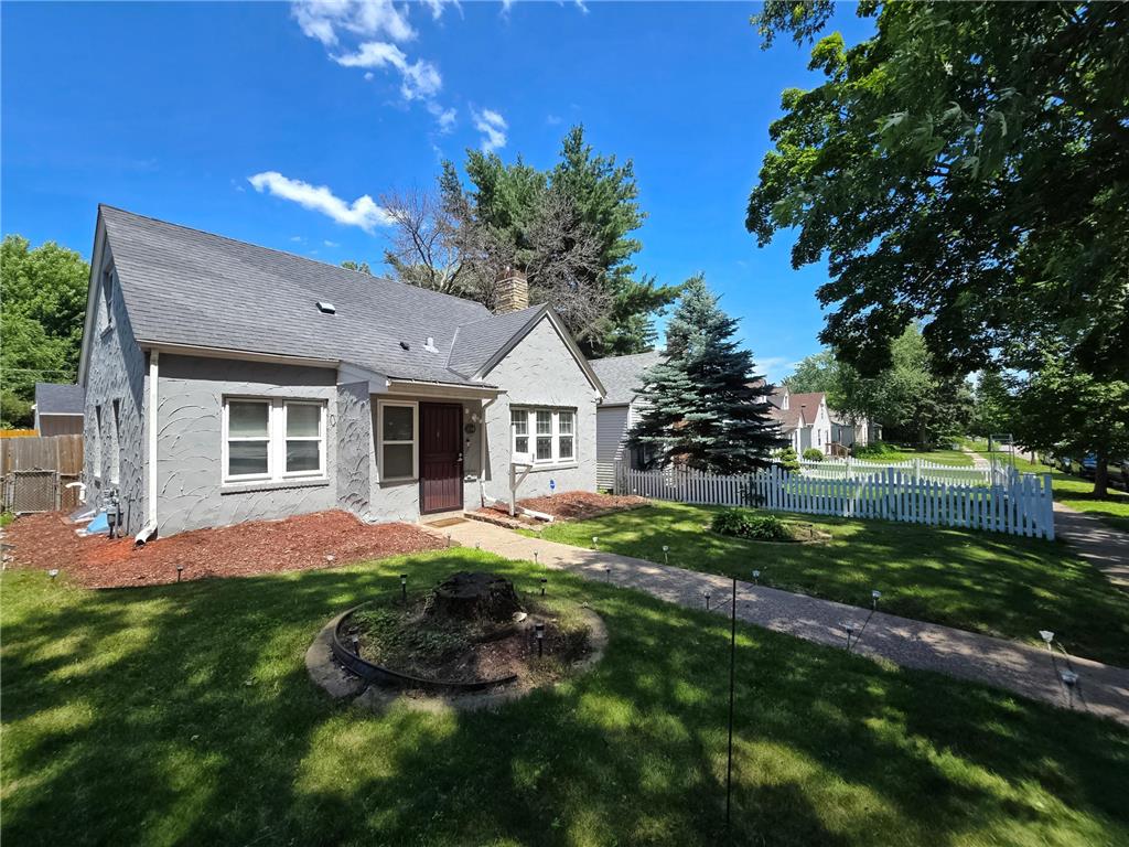 1803 Bush Avenue E Saint Paul MN 55119 6816111 image2