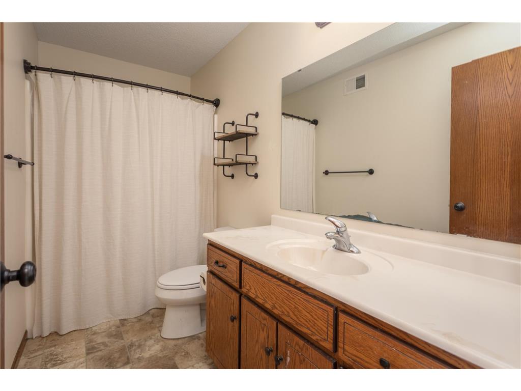 1803 Jasmine Drive Alexandria MN 56308 7054247 image12