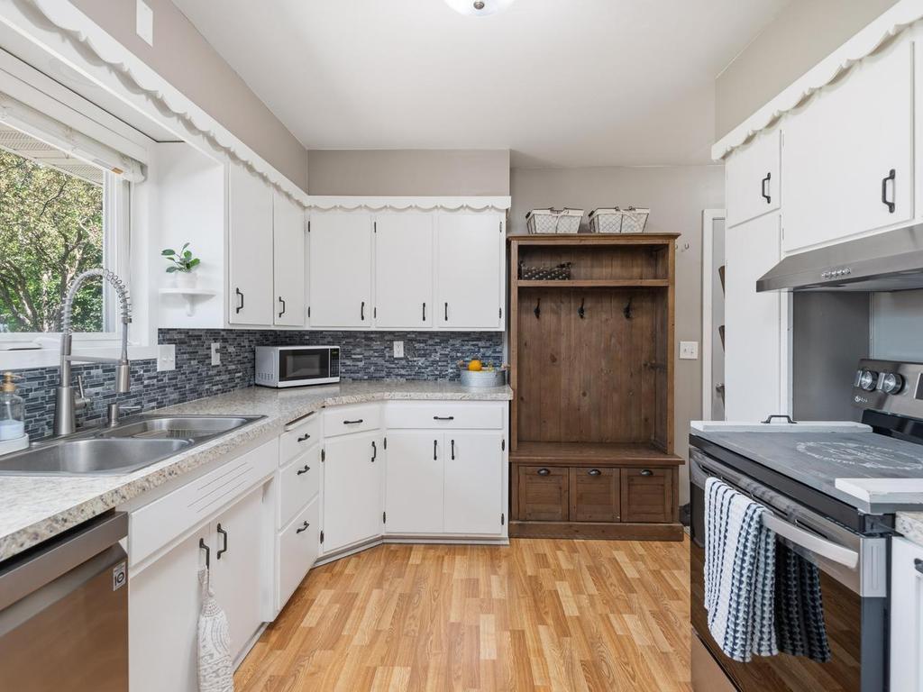 1803 Knight Avenue N Glencoe MN 55336 7094975 image11
