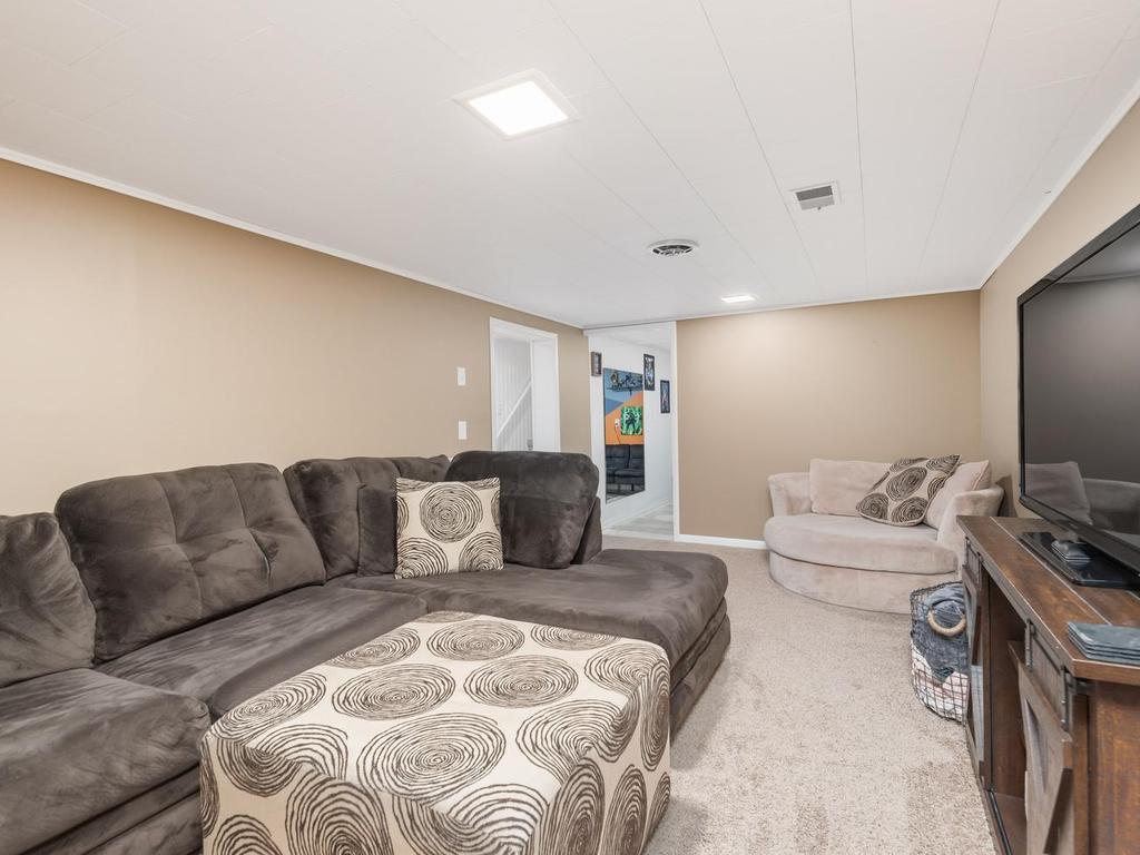 1803 Knight Avenue N Glencoe MN 55336 7094975 image20