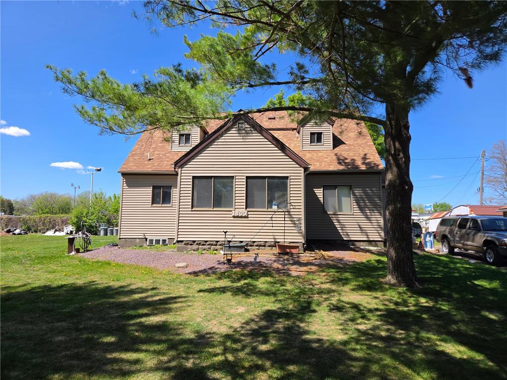 1803 SE Marshall Street Albert Lea MN 56007 7073658 image1