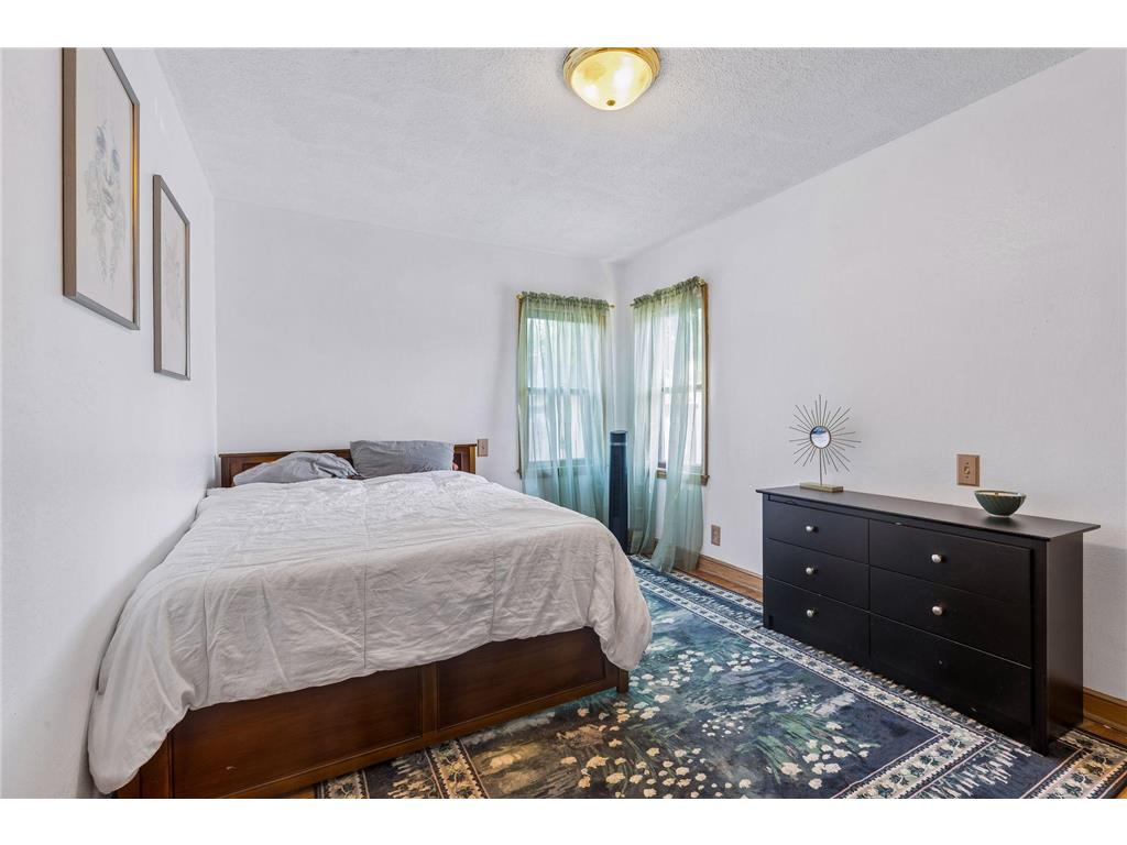 1804 7th Street E Saint Paul MN 55119 7065000 image14