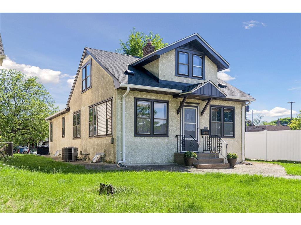 1804 7th Street E Saint Paul MN 55119 7065000 image2