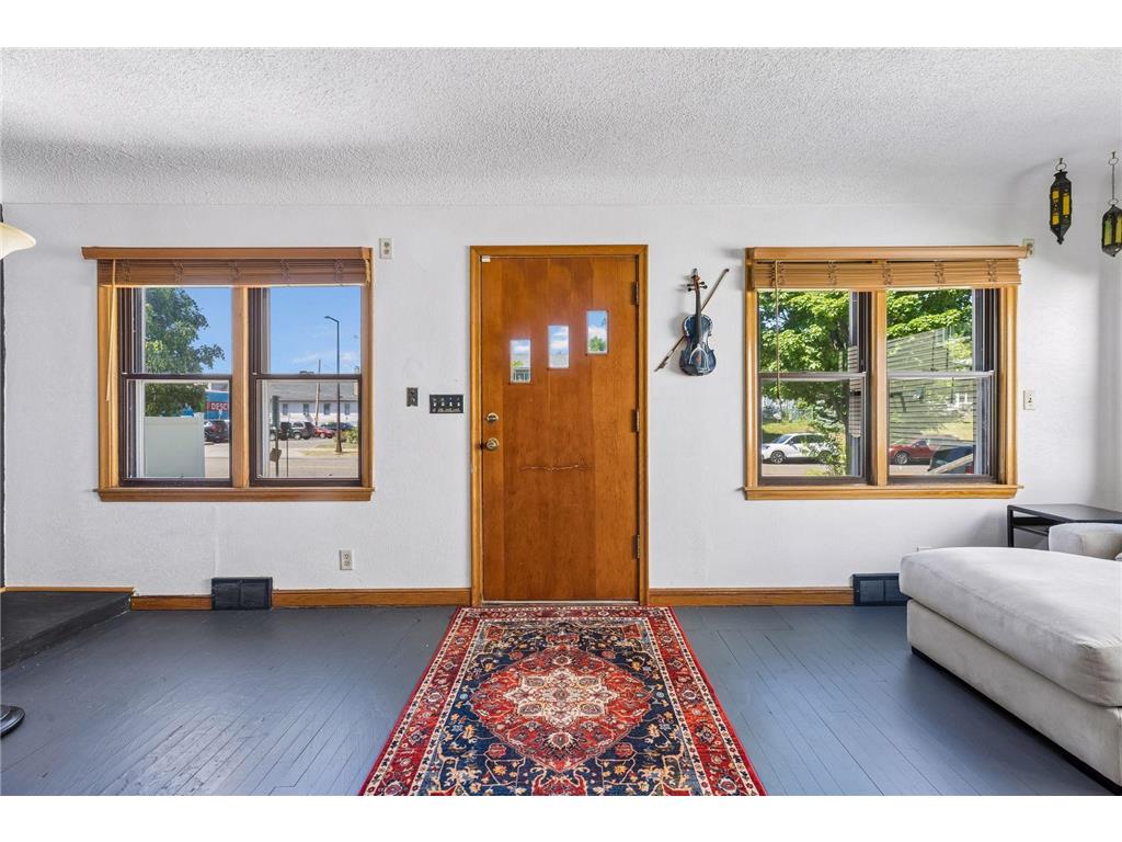 1804 7th Street E Saint Paul MN 55119 7065000 image5