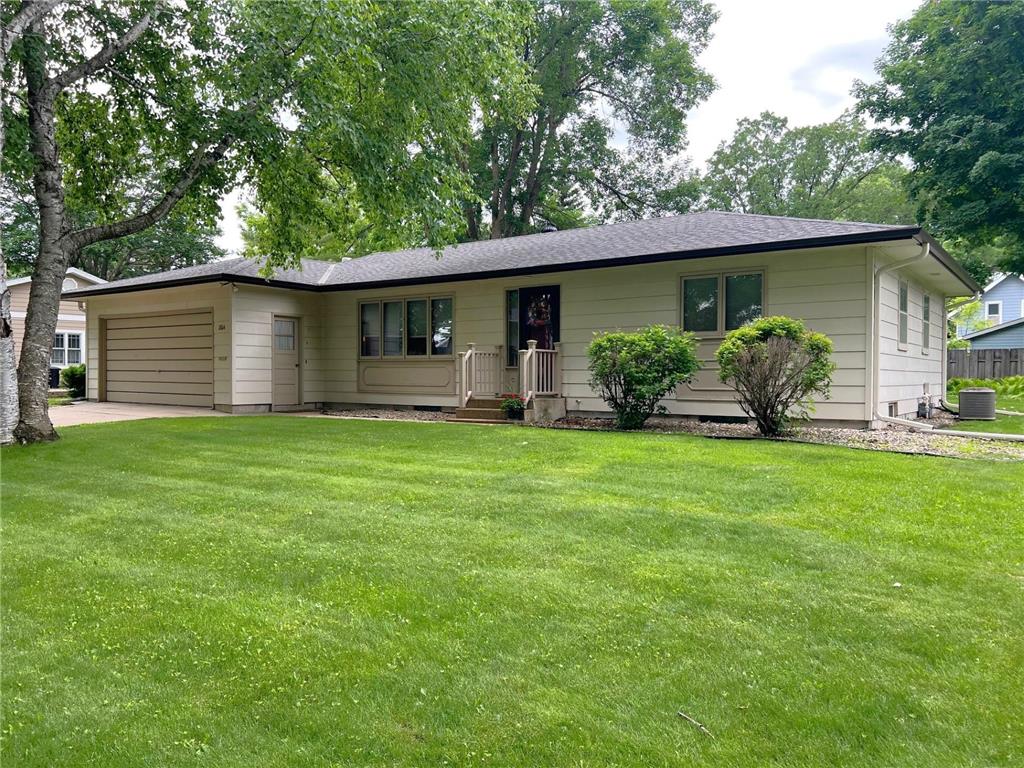 1804 7th Street SW Willmar MN 56201 7031149 image1