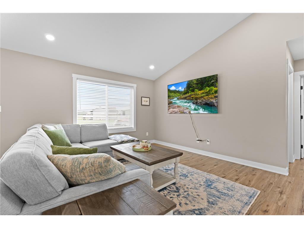 1805 12th Avenue NE Austin MN 55912 7087447 image4