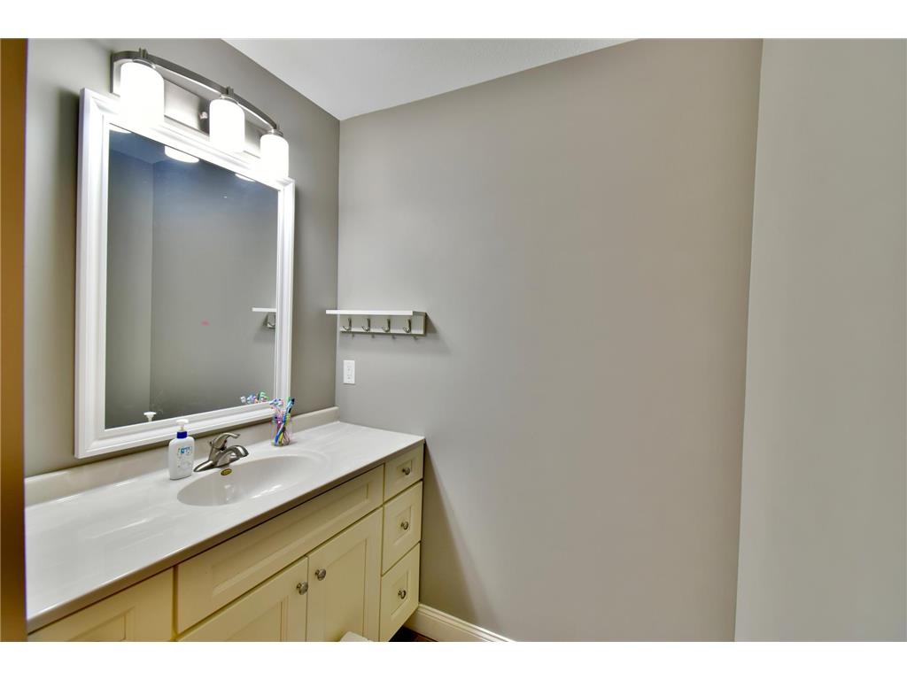 1805 2nd Street NE Willmar MN 56201 7071121 image31