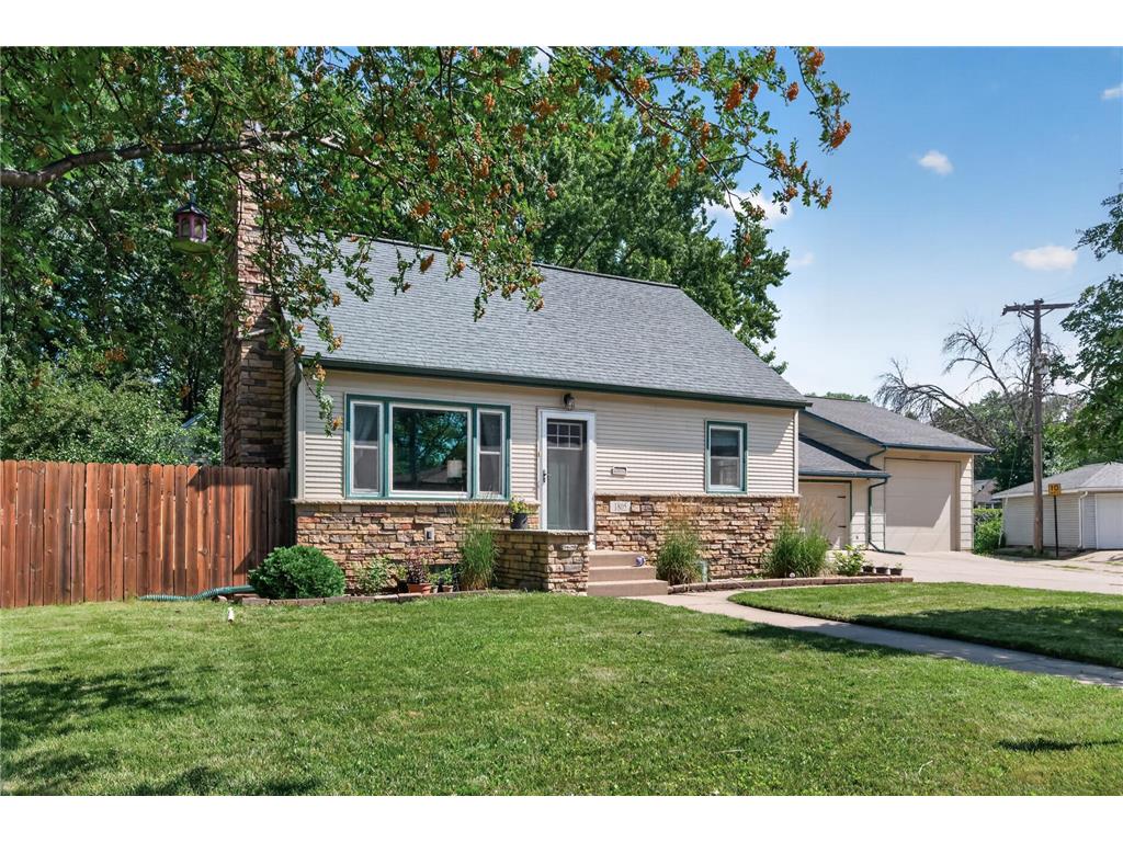 1805 42nd Avenue NE Columbia Heights MN 55421 7109955 image1
