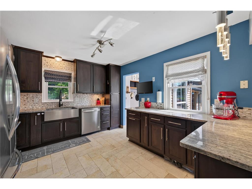 1805 42nd Avenue NE Columbia Heights MN 55421 7109955 image11