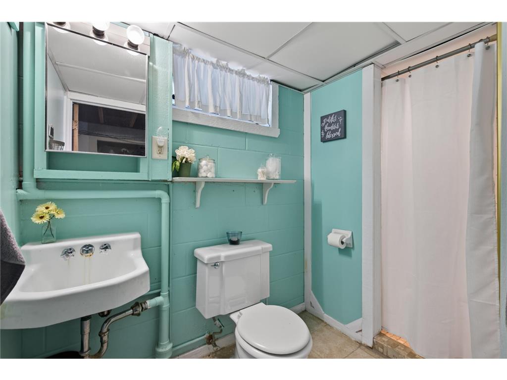 1805 42nd Avenue NE Columbia Heights MN 55421 7109955 image24