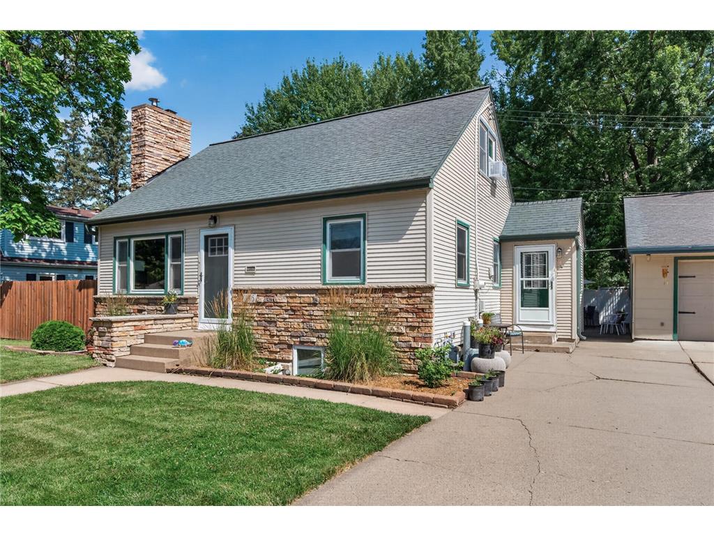 1805 42nd Avenue NE Columbia Heights MN 55421 7109955 image5