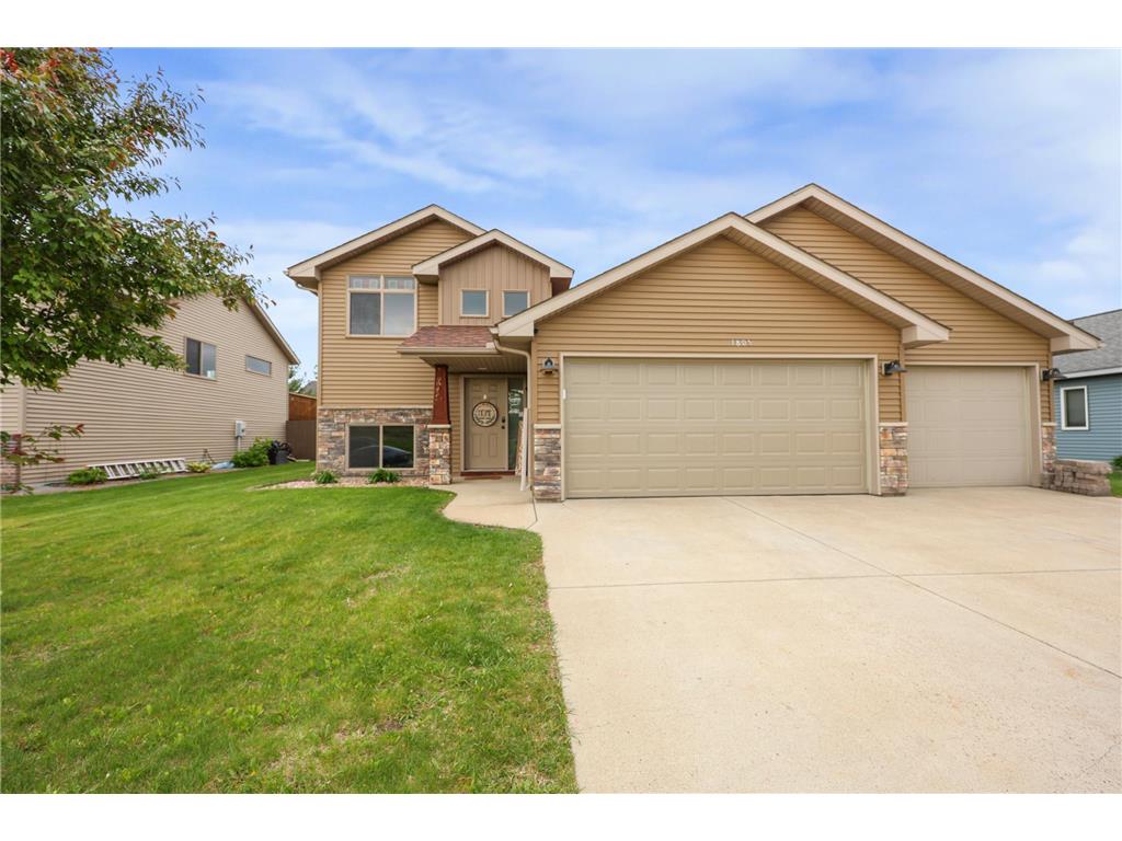 1805 7th Street N Sartell MN 56377 6718777 image1